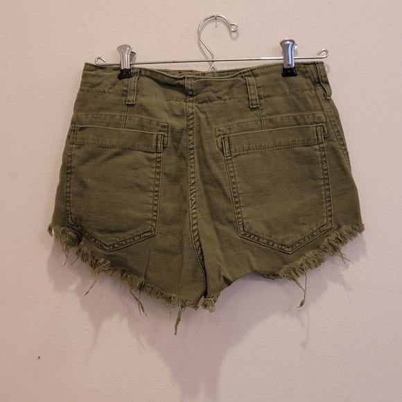 NWT Free People Army Green Shorts - Picture 2 of 7